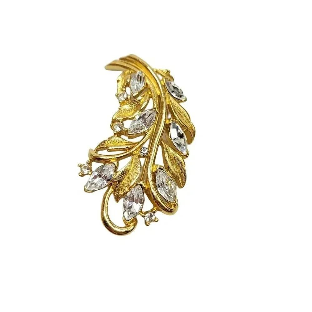 Crown Trifari Clear Rhinestone Leaf Flower Pin Brooch Gold Tone 1970s Era